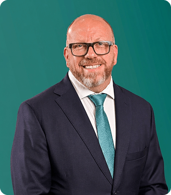 Ian Henderson